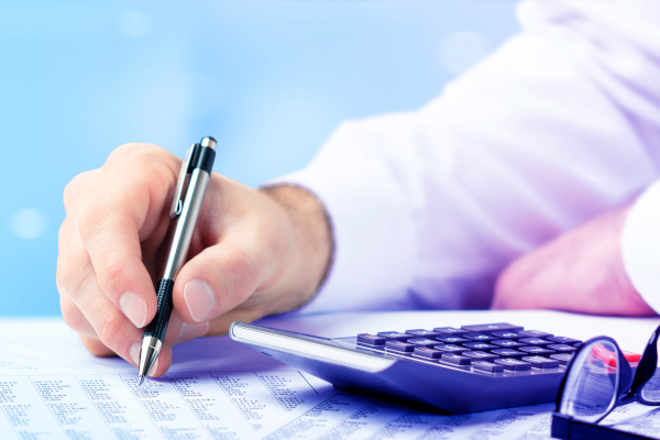 С 1 января 2023 года вводится налог на профессиональный доход для физических лиц